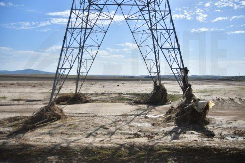 Σπινθηρισμοί σε καλώδια της ΑΗΚ σε Λάρνακα και Αμμόχωστο λόγω δυνατών ανέμων