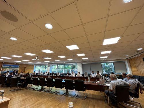 Το έργο και τις θέσεις της παρουσίασε στην Επιτροπή Παιδείας η Βουλή των Νέων
