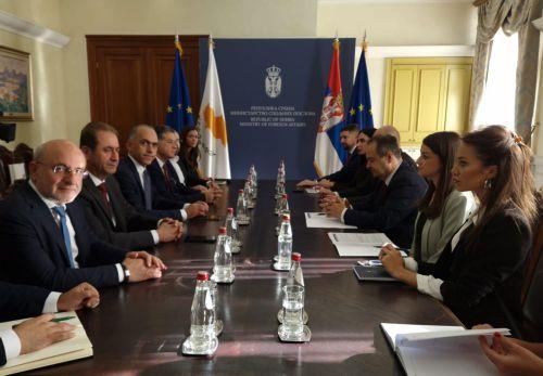 Sırbistan Dışişleri Bakanı, Kıbrıs sorununa uluslararası hukuka uygun bir çözüm bulunması gerektiğini vurguladı