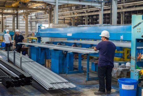 Αύξηση 3% στον δείκτη βιομηχανικής παραγωγής την περίοδο Ιανουαρίου-Ιουλίου 2025