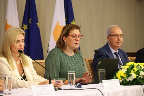 Υπ.Παιδείας: Εντός 2025 το ν/σ για ειδική εκπαίδευση, παραπληροφορούν δημοσιεύματα για το απολυτήριο