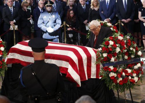 ΗΠΑ: Ο θάνατος του Κίσιντζερ είναι πολύ μεγάλη απώλεια, δηλώνει ο Λευκός Οίκος