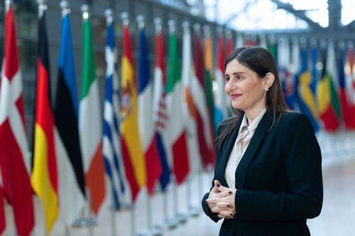 Ζήτησαν έκθεση γεγονότων για προσάραξη πλοίου στην Τοσκάνη, λέει στο ΚΥΠΕ η Υφ. Ναυτιλίας