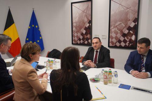 Cyprus’ Deputy Minister of Tourism, holds contacts in Brussels [VIDEO]