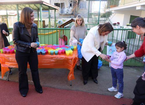 Μόνο ηλεκτρονικά εγγραφές για 2025-2026 σε δημοτικά και νηπιαγωγεία λέει το ΥΠΑΝ