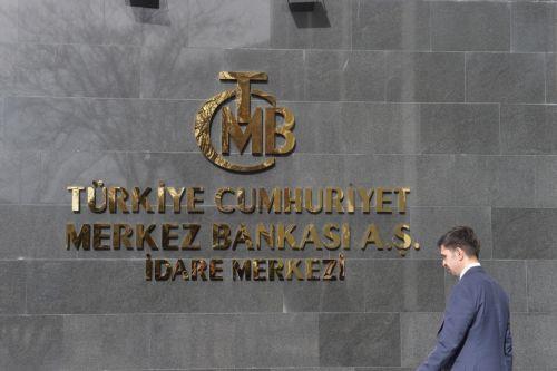 Αναμονή πληθωρισμού Ιουλίου και Ιράν πριν τη μείωση επιτοκίων θέλει ο Διοικητής ΚΤ Τουρκίας