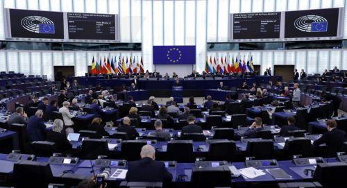 Ενιαία άδεια υπηκόων τρίτων χωρών στην ΕΕ το πολύ σε 90 ημέρες αποφάσισε το ΕΚ