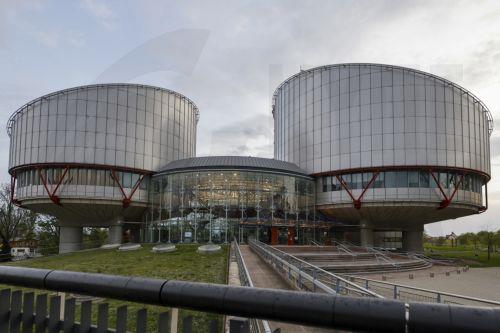 Το ΕΔΔΑ απέρριψε αιτήσεις κατά ΚΔ για μείωση απολαβών και συντάξεων λόγω της κρίσης