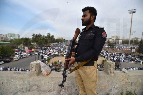 Αστυνομικοί στο Πακιστάν σκότωσαν βομβιστή-καμικάζι και ακόμη ένα εξτρεμιστή