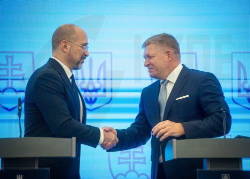 Οδικό χάρτη για ενίσχυση συνεργασίας αποφάσισαν Σλοβακία και Ουκρανία