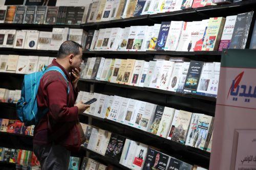 Αυξημένη η ζήτηση βιβλίων το καλοκαίρι σύμφωνα με βιβλιοπώλες, δημοφιλείς οι Κύπριοι συγγραφείς