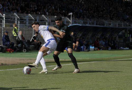 Με τρεις αγώνες συνεχίζεται την Κυριακή η 7η αγωνιστική β φάσης