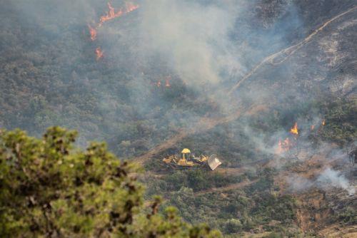 Υπό πλήρη έλεγχο δασική πυρκαγιά στο κρατικό δάσος Τροόδους