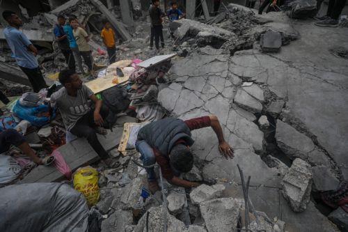 Τουλάχιστον 22 νεκροί από ισραηλινές αεροπορικές επιδρομές στη Λωρίδα της Γάζας