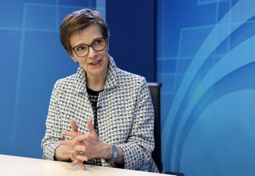 Η Ευρώπη δεν πρέπει να χαλαρώσει τη ρυθμιστική εποπτεία των τραπεζών λέει η ΕΚΤ