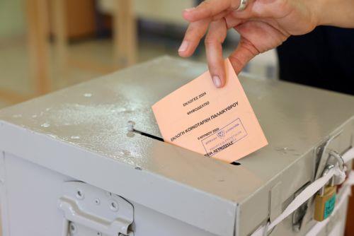 Δικαίωμα ψήφου στον τόπο εκτοπισμού τους αποφάσισε το Υπουργικό για εκ μητρογονίας πρόσφυγες