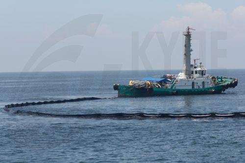 Πετρελαιοκηλίδα έχει ρυπάνει 12 χιλιόμετρα της ακτογραμμής του Ομάν