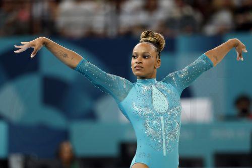 Η  Ρεμπέκα Αντράντε σταματά τις ασκήσεις εδάφους