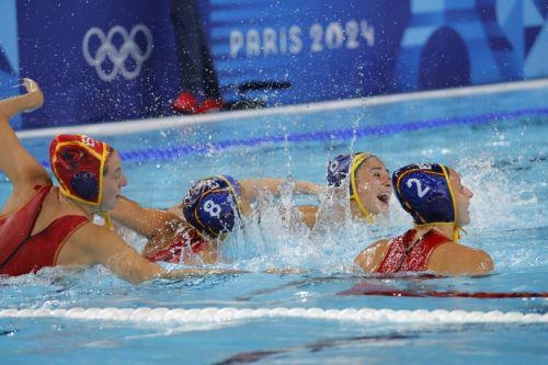 H Εθνική Ελλάδας νίκησε τη Βραζιλία και προκρίθηκε στα ημιτελικά του Παγκοσμίου Υδατοσφαίρισης Κ20