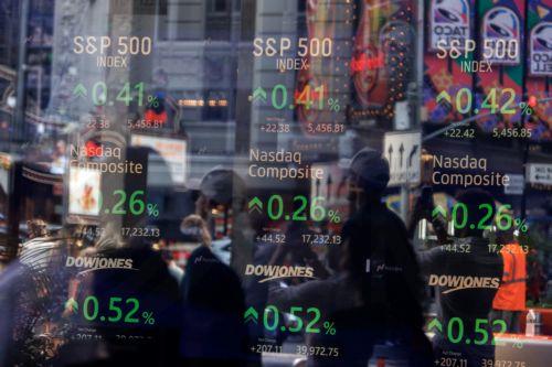 Σταθεροποιούνται οι αμερικανικές μετοχές μετά τη βουτιά της Δευτέρας