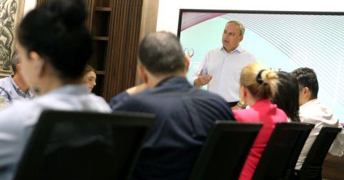 Για συμβολή κοινοβουλίων στην υλοποίηση ειρηνευτικών συμφωνιών μίλησε στη Γενεύη ο Στεφάνου