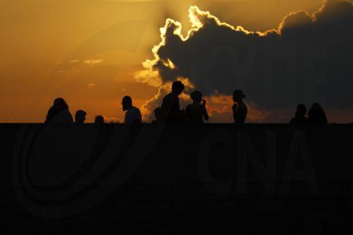 Πυροβολισμοί μπροστά από ντισκοτέκ στον Ισημερινό, οκτώ νεκροί