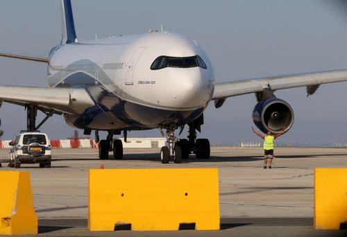 Larnaca, Paphos airports exceed 500,000 passengers, a first for February