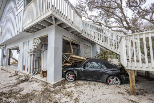 Τουλάχιστον 33 νεκροί από τους ανεμοστρόβιλους και τις καταιγίδες στις ΗΠΑ