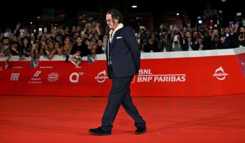 Προς πώληση αυτοπροσωπογραφία του Τζόνι Ντεπ