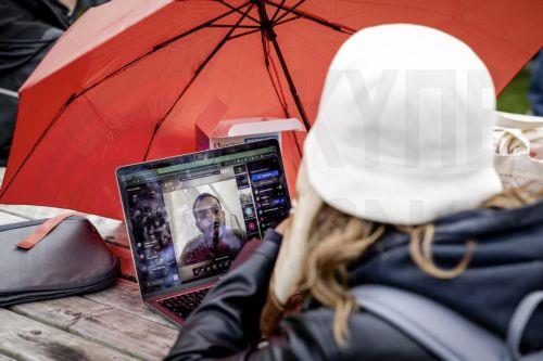 Ανησυχητικά στοιχεία ερευνών για ρητορική μίσους στο διαδίκτυο σε Επιτροπή της Βουλής