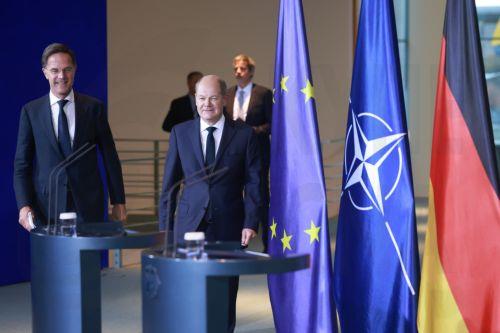 O ΓΓ του ΝΑΤΟ ζητά υψηλότερες αμυντικές δαπάνες από τη Γερμανία