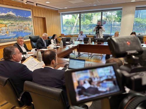 «Συνεχής και αδιάλειπτη» η παρουσία της Υπηρεσίας Προστασίας Καταναλωτή στη Βουλή