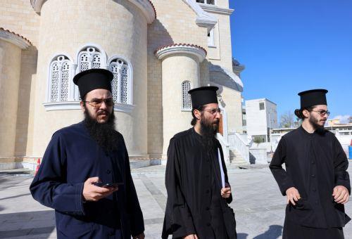 Νέα αναβολή στη δίκη των μοναχών της Μ. Αββακούμ, στο επίκεντρο παραδεκτά γεγονότα και αλλαγή περιοριστικών όρων