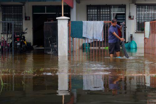 Μια νεκρή από πλημμύρες στην Αυστραλία, απομακρύνονται κάτοικοι