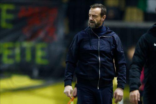 Ανέλαβε και επίσημα την Εθνική Ανδρών ο Απόστολος Μάντζιος