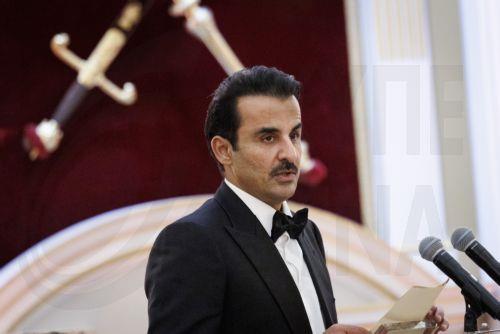 Ο Εμίρης του Κατάρ στη Συρία, συνάντηση με αλ-Σαράα