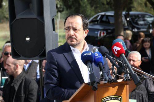 Ως γονείς έχουμε ευθύνη, είπε ο ΠτΔ για επεισόδια εφήβων, χαρακτηρίζοντάς τα απαράδεκτα