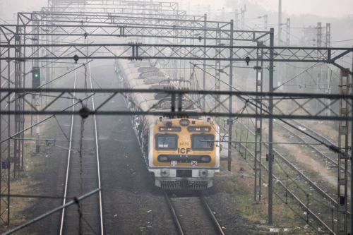 Έντεκα άνθρωποι νεκροί στην Ινδία από διερχόμενη αμαξοστοιχία