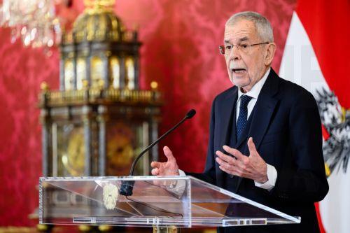 Εντολή σχηματισμού κυβέρνησης στην ακροδεξιά στην Αυστρία για πρώτη φορά