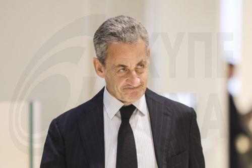 Ο Σαρκοζί υποχρεούται από σήμερα να φορά ηλεκτρονικό βραχιολάκι