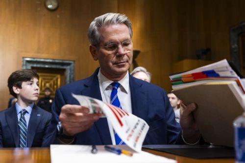 Ο εκλεκτός για Υπουργός Οικονομικών του Τραμπ ζητά πιο αυστηρές κυρώσεις στη Ρωσία