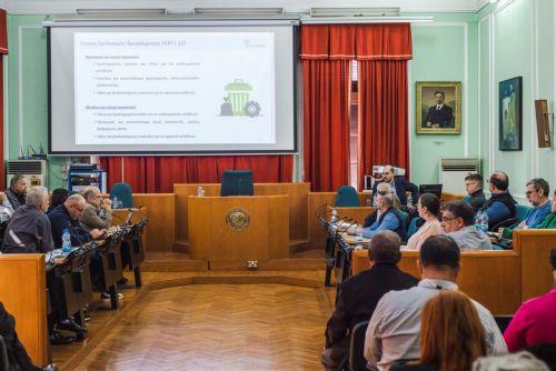 Παρουσιάστηκε στον Δήμο Λεμεσού η μελέτη για το «Πληρώνω Όσο Πετώ»