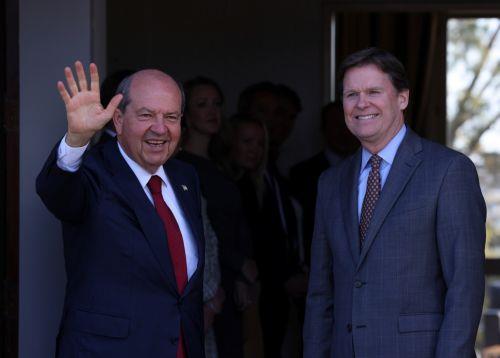 Αισιόδοξος ο Στιούαρτ μετά την συνάντηση με Τατάρ