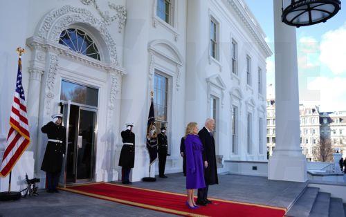 «Kαλώς ήρθατε» είπε ο Μπάϊντεν στον Τραμπ, σε συνάντηση στον Λευκό Οίκο