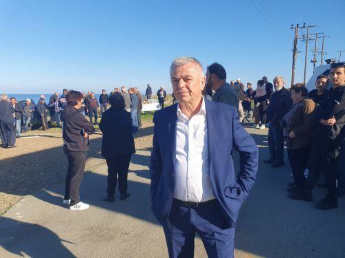 Να συνεχιστεί η προσπάθεια για διάνοιξη σημείων διέλευσης, λέει ο Δήμαρχος Π.Χρυσοχούς