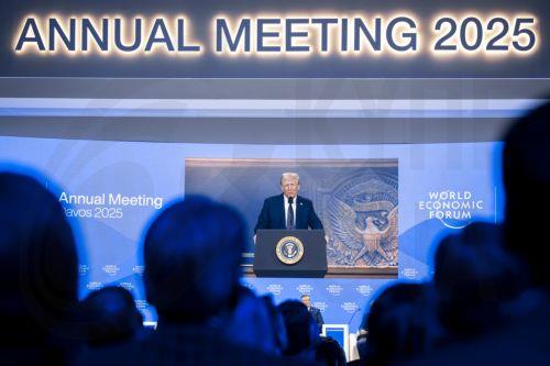 Ο Tραμπ λέει ότι είναι σε εξέλιξη προσπάθειες για συμφωνία Ρωσίας-Ουκρανίας