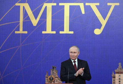 Έτοιμος δηλώνει ο Πούτιν για συνομιλίες με τον Τράμπ για την Ουκρανία