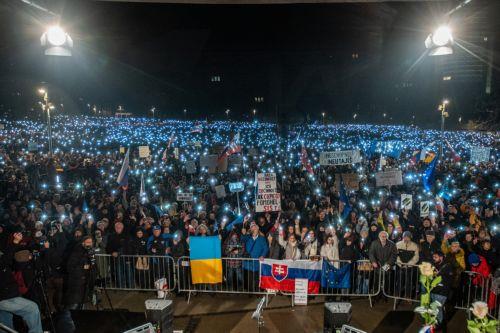 Συνεχίζει να κλιμακώνεται η ένταση ανάμεσα στη Σλοβακία και την Ουκρανία