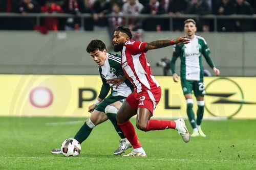 Ισόπαλο το «ντέρμπι» αιωνίων στη Super League, ανέβηκαν βαθμολογικά ΑΕΚ και ΠΑΟΚ