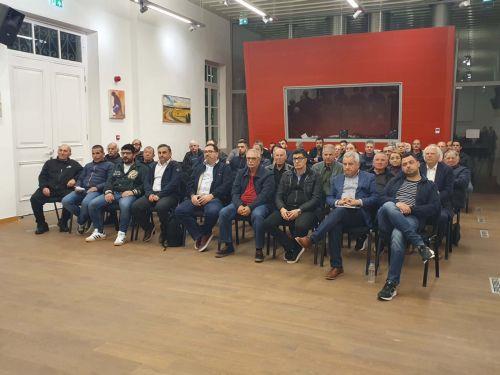 Νερό για να μην καταστραφούν ζητούν 250 μπανανοπαραγωγοί, που πλήγηκαν από εκκένωση Μαυροκόλυμπου